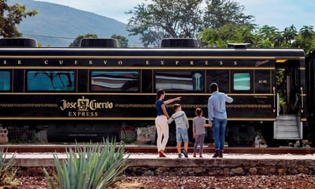 Recorrido Tequila Express Jose Cuervo En La Ruta Del Tequila